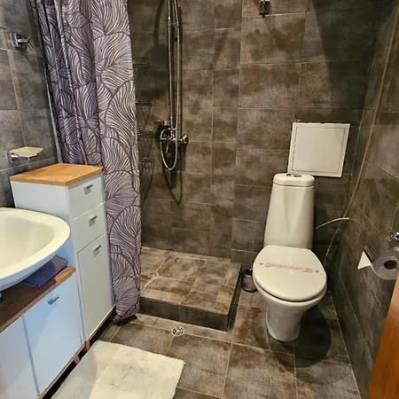 уютно студио до центъра на Apartament Burgas City