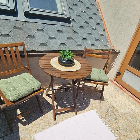 уютно студио до центъра на Apartament