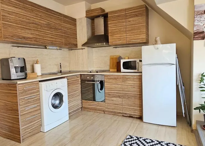 уютно студио до центъра на * Бургас